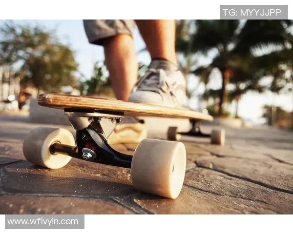 从零起步滑板技巧全解析助你成为滑板高手的必备指南