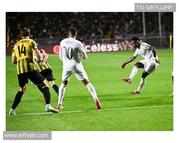 欧冠比赛新革命：内置智能芯片实时监测射门数据提升竞技分析能力