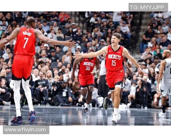 火箭队与爵士队激烈对决直播NBA精彩瞬间不容错过