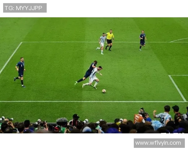 麦卡利斯特的传奇旅程与足球生涯的辉煌成就分析 麦卡利斯特的传奇旅程与足球生涯的辉煌成就分析