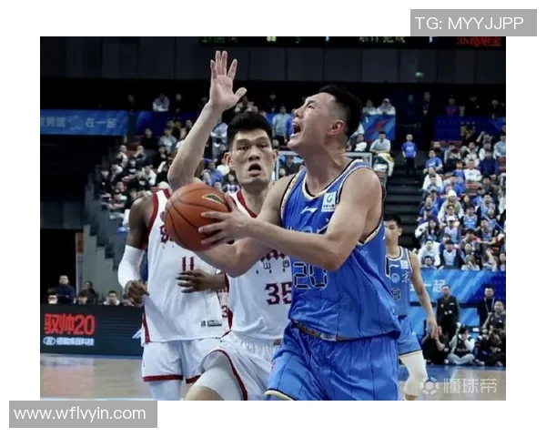 翟晓川的篮球之路:从青涩少年到CBA明星的成长故事与奋斗历程 翟晓川的篮球之路:从青涩少年到CBA明星的成长故事与奋斗历程